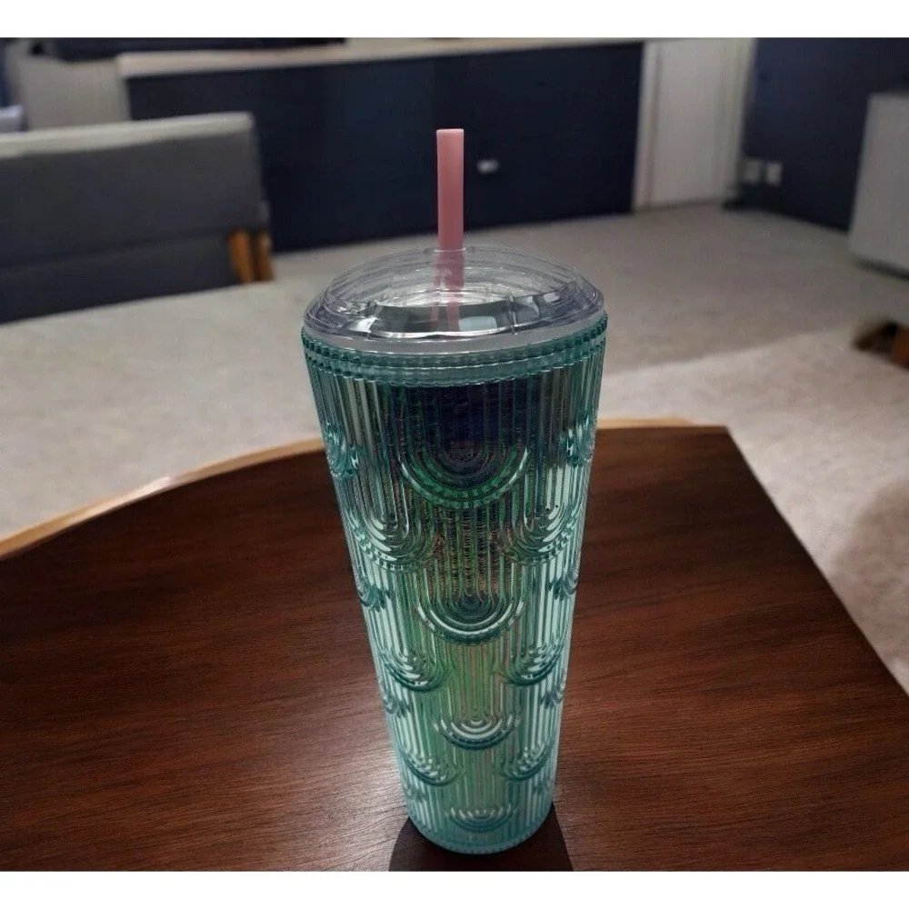 Starbucks‎ Spring 2022 Mermaid Scales Waves 24oz Tumbler Holographic Iridescent